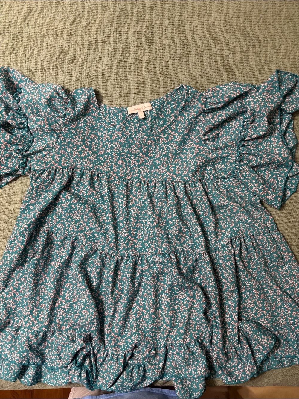 Women’s Teal Floral Ruffle-Sleeve Tunic Top. Boutique